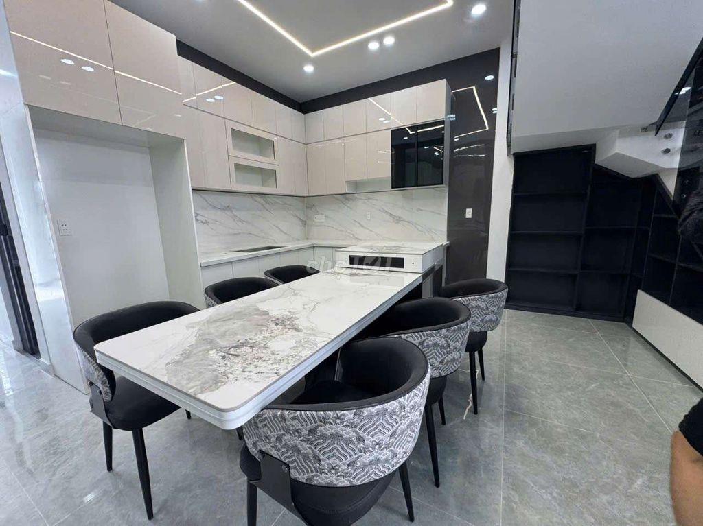 NHÀ PHỐ SÂN VƯỜN 140M2 GẦN TRƯỜNG TIỂU HỌC LONG KHÊ TRỌN GÓI 2 TỶ 750
