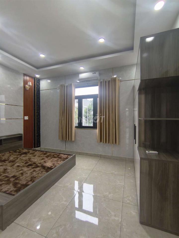 NHÀ 4 TẦNG KHU ĐÔ THỊ 5 SAO GẦN CHỢ BÌNH CHÁNH 