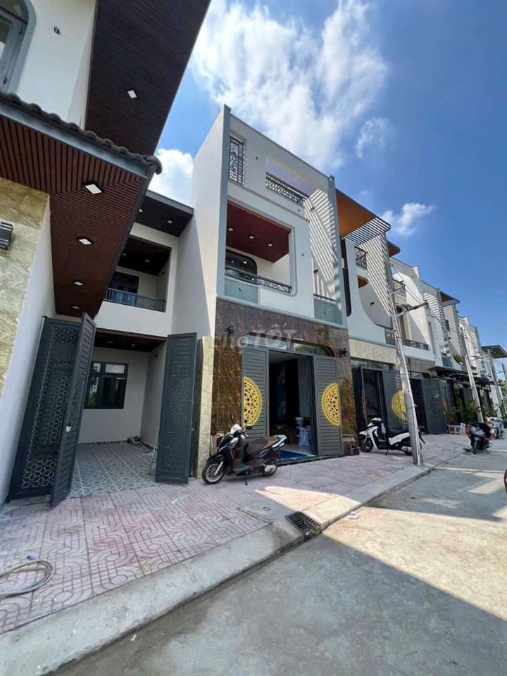 VILLA SÂN VƯỜN 197M2 FULL NỘI THẤT GẦN KHU CÔNG NGHIỆP CẦU TRÀM 