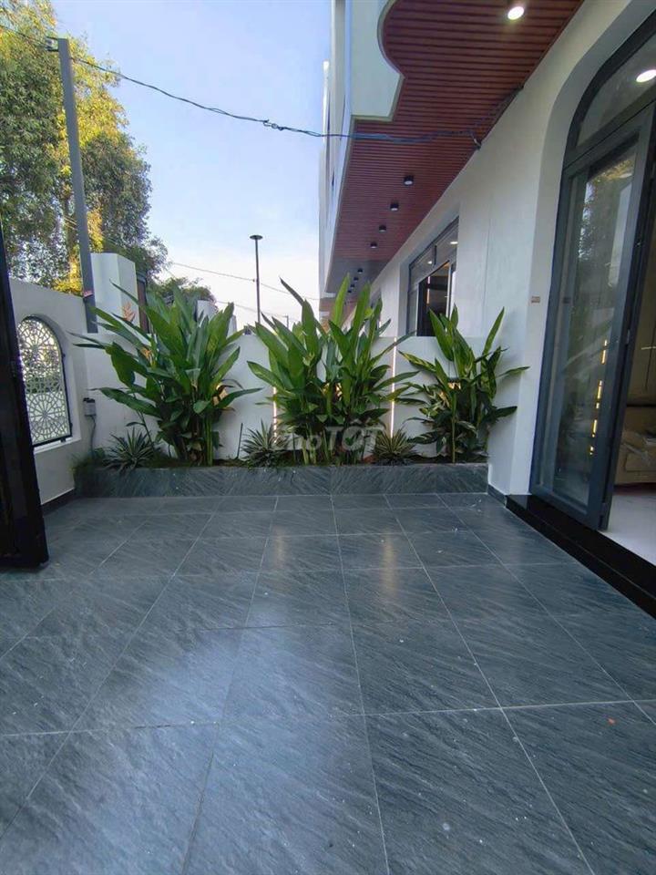 GIẢM 100 TRIỆU BÁN GẤP CĂN NHÀ 2 TẦNG GẦN ĐINH ĐỨC THIỆN 