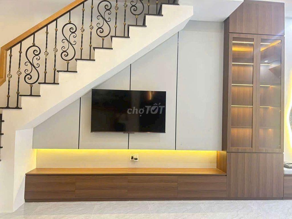 Cho thuê nhà mới xây 4PN full nội thất đẹp