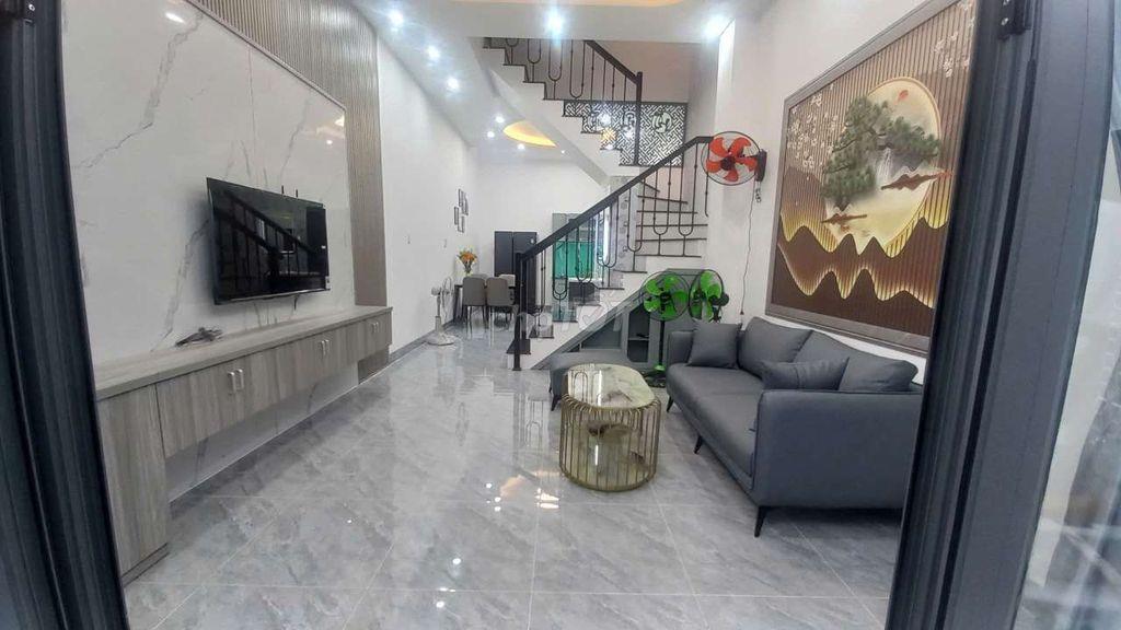 Cho thuê nhà 3PN full nội thất mới 100% gần bãi trước