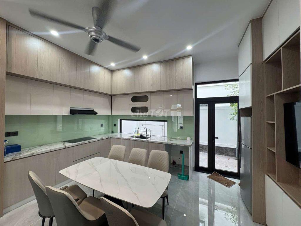 Cho thuê nhà phố Lavida 4PN full nội thất mới tinh có thang máy