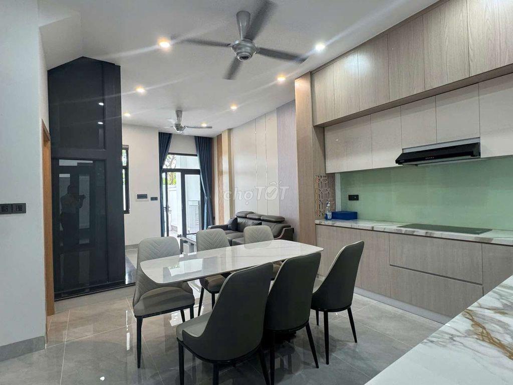 Cho thuê nhà phố Lavida 4PN full nội thất mới tinh có thang máy