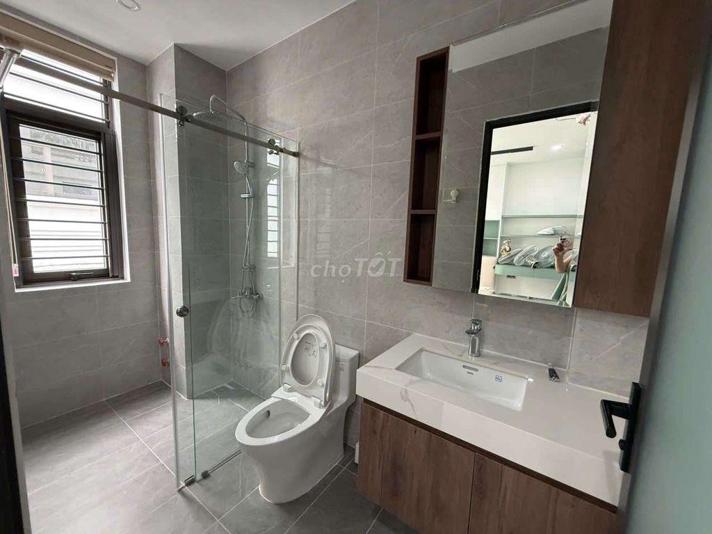 Cho thuê nhà phố tại lavida 4PN full nội thất hiện đại sân oto