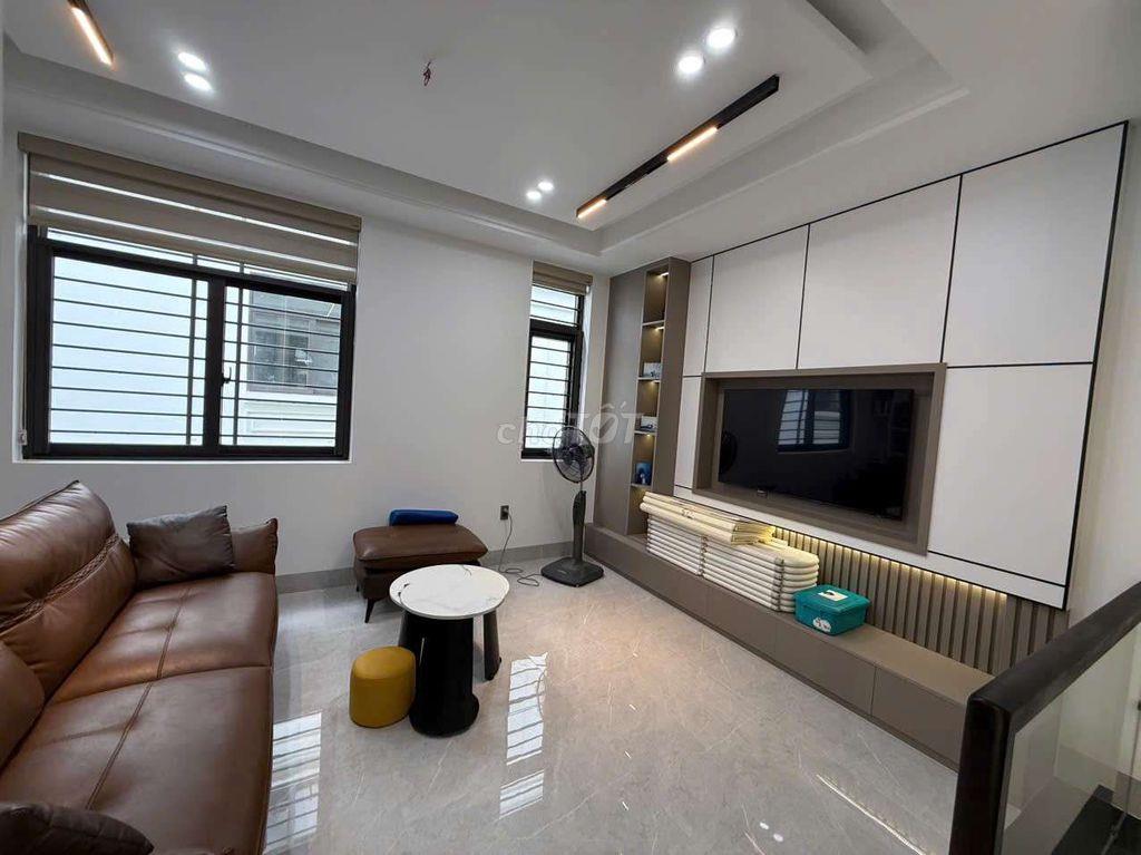 Cho thuê nhà phố tại lavida 4PN full nội thất hiện đại sân oto