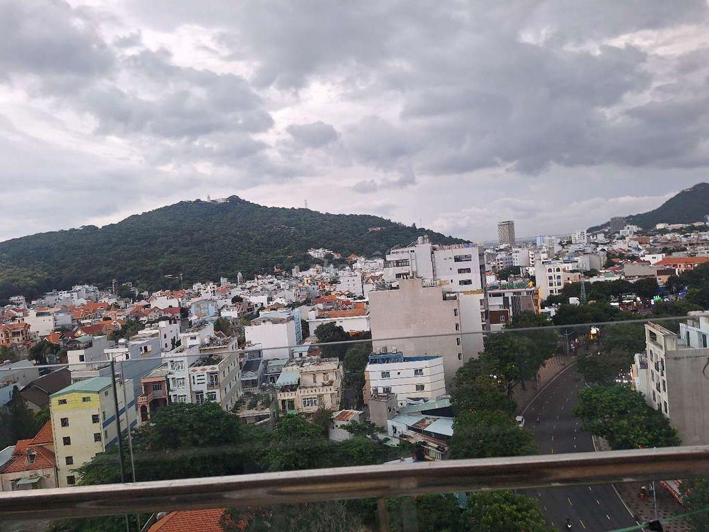 Cho thuê chung cư Vũng Tàu goldsea 2PN full nội thất căn góc 2 bancong