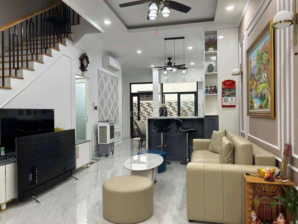 Cho thuê nhà phố khu Lavida 2PN full nội thất hiện đại