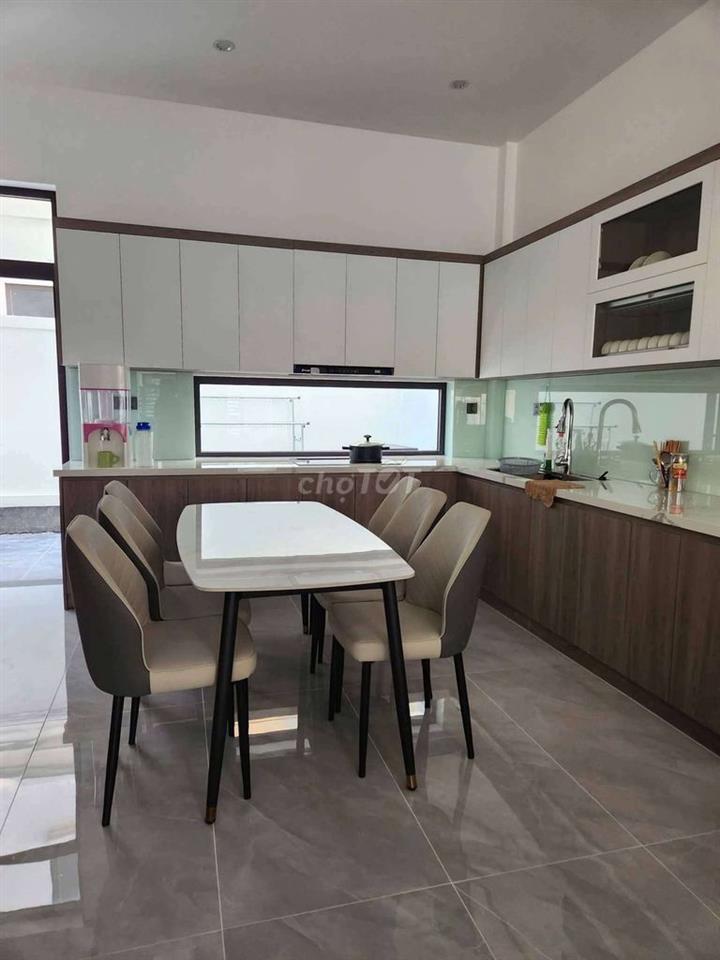 Cho thuê nhà phố khu Lavida 4PN full nội thất đầy đủ 