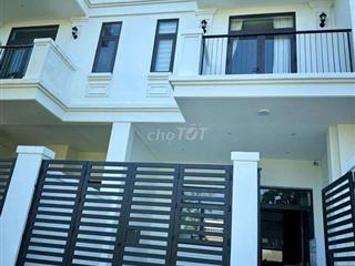 Cho thuê nhà phố Lavida 4PN full nội thất mới 100%