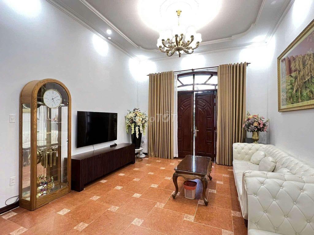 Cho thuê biệt thự sân vườn 5PN full nội thất hiện đại