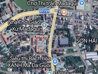 cần bán đất trung tâm thị trấn