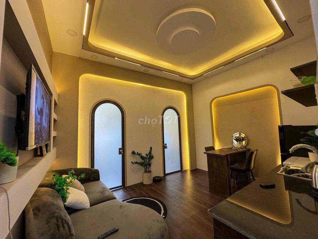 CĂN HỘ 2PN - 2WC - BAN CÔNG - NGAY CÔNG VIÊN LÊ THỊ RIÊNG — CMT8