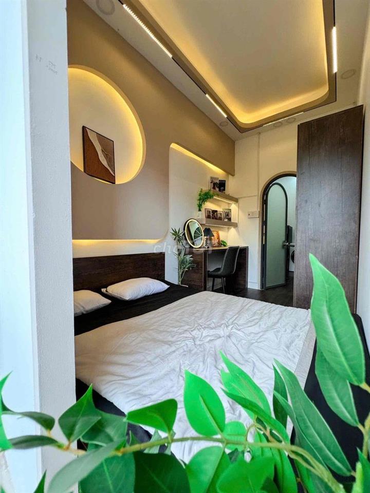 CĂN HỘ 2PN - 2WC - BAN CÔNG - NGAY CÔNG VIÊN LÊ THỊ RIÊNG — CMT8
