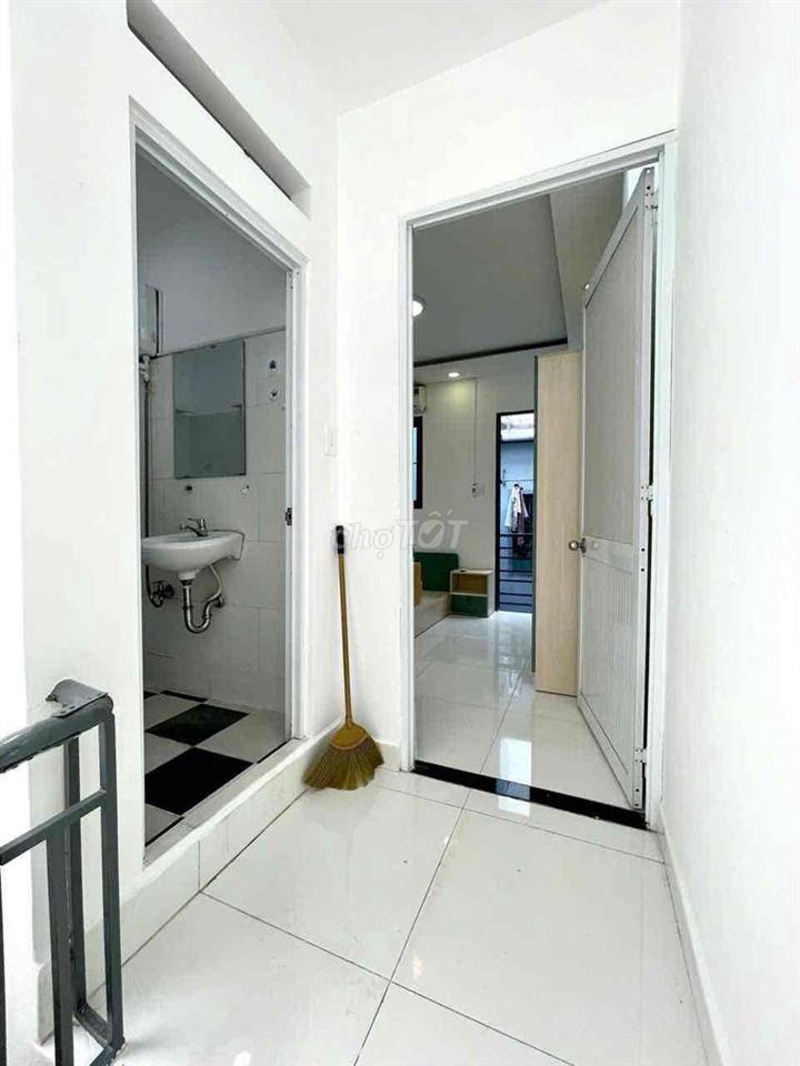 CHO THUÊ NHÀ NGUYÊN CĂN NGAY ĐH Y DƯỢC — ĐH UEH — LÊ HỒNG PHONG