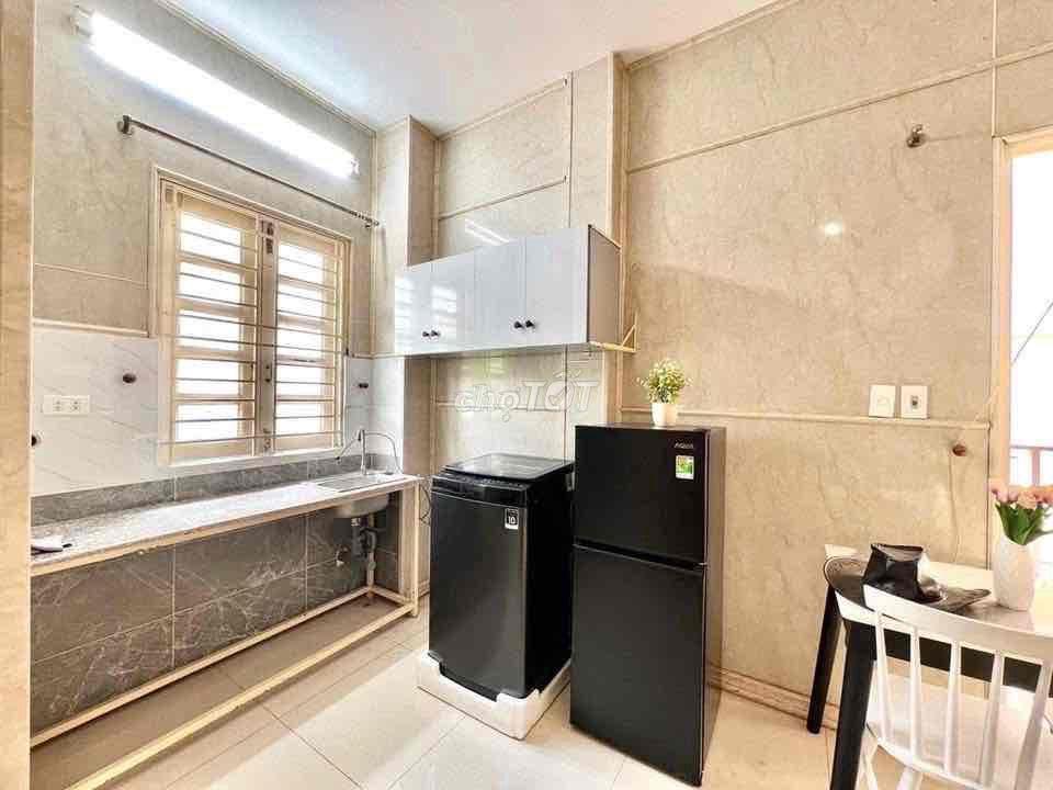 STUDIO BAN CÔNG NGAY SƯ VẠN HẠNH — MÁY GIẶT RIÊNG — 35M2