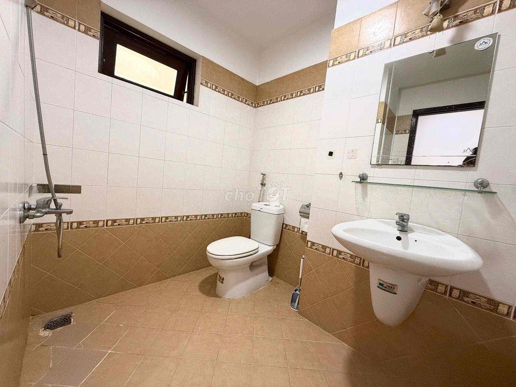 CĂN HỘ NHẬN 4 NGƯỜI 4 XE — MẶT TIỀN SƯ VẠN HẠNH - NGAY VẠN HẠNH MALL