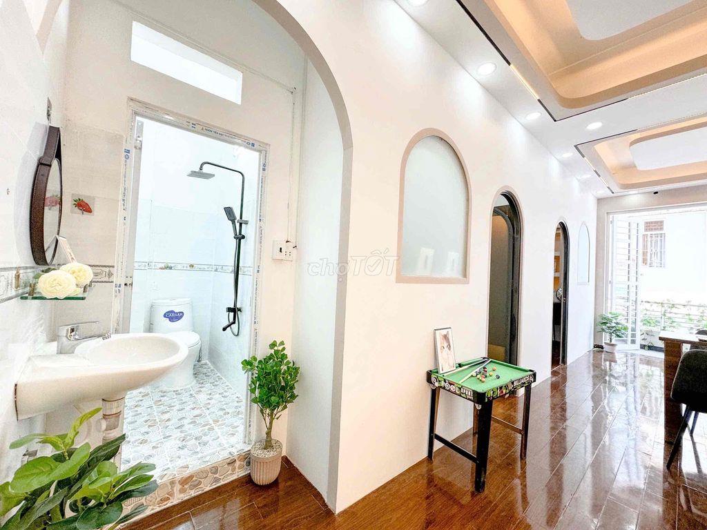TRỐNG SẴN CĂN 2PN BAN CÔNG CAO CẤP — NGAY SƯ VẠN HẠNH - VẠN HẠNH MALL