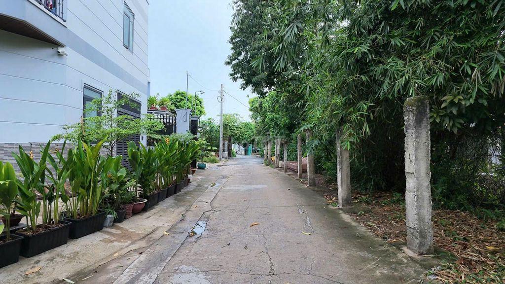 Đất thổ cư đường Thạnh Lộc 41 , TPHCM