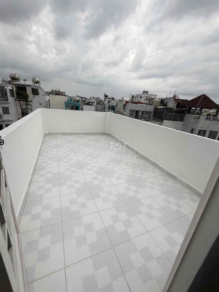 Cần bán nhà đường Nguyễn Văn Nghi sát bên trường Đại Học Công Nghiệp