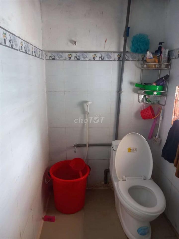 phòng đơn nam dành cho nam  sv và nhân viên 