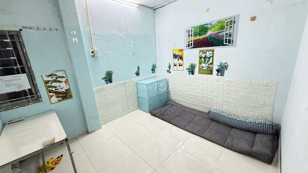 phòng đơn nam dành cho nam  sv và nhân viên 