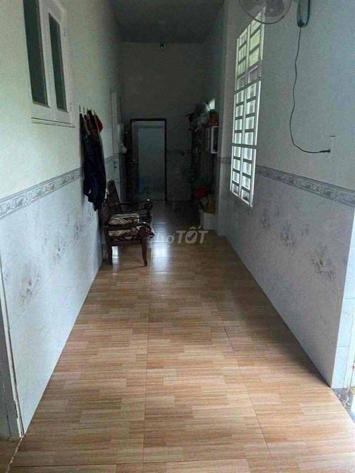 BÁN GẤP ĐẤT VÀ NHÀ VƯỜN NGHỈ DƯỠNG