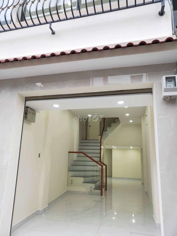 nhà mặt tiền DS9 đường nhựa 9m 