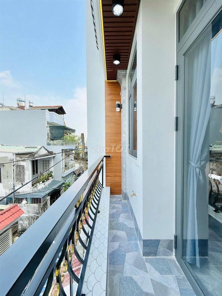 Tôi chủ nhà, cần bán căn nhà mới xây