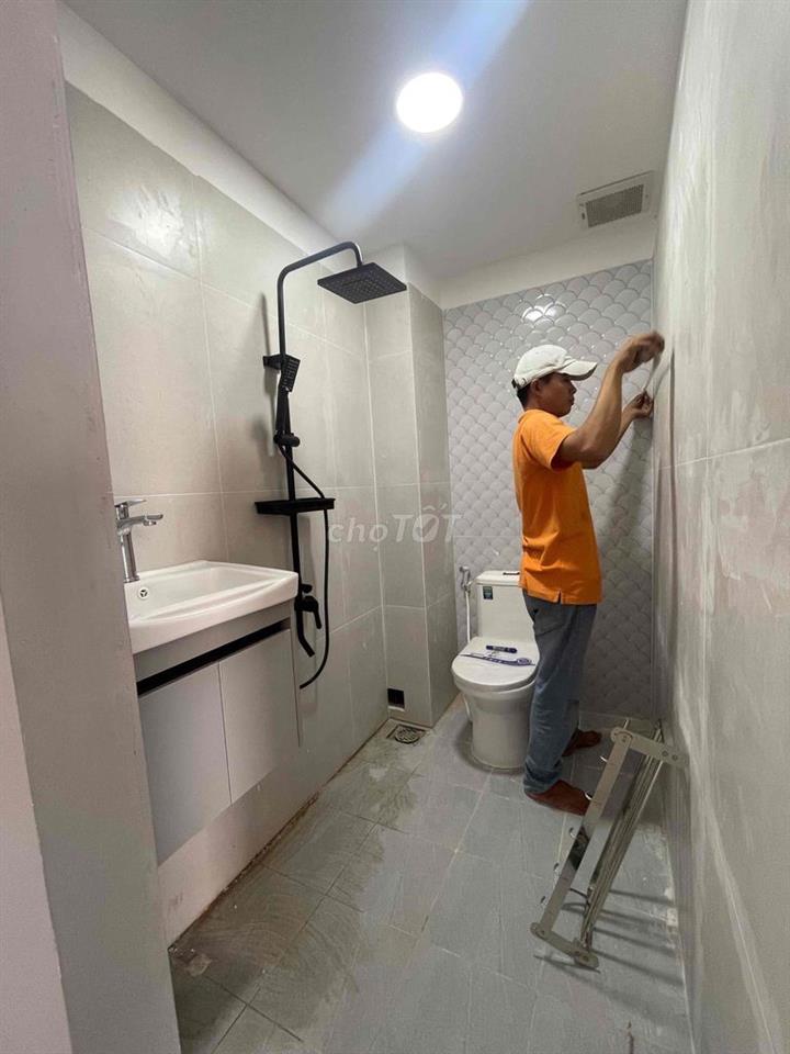 PHÒNG BAN CÔNG FULL NỘI THẤT GẦN VĂN LANG