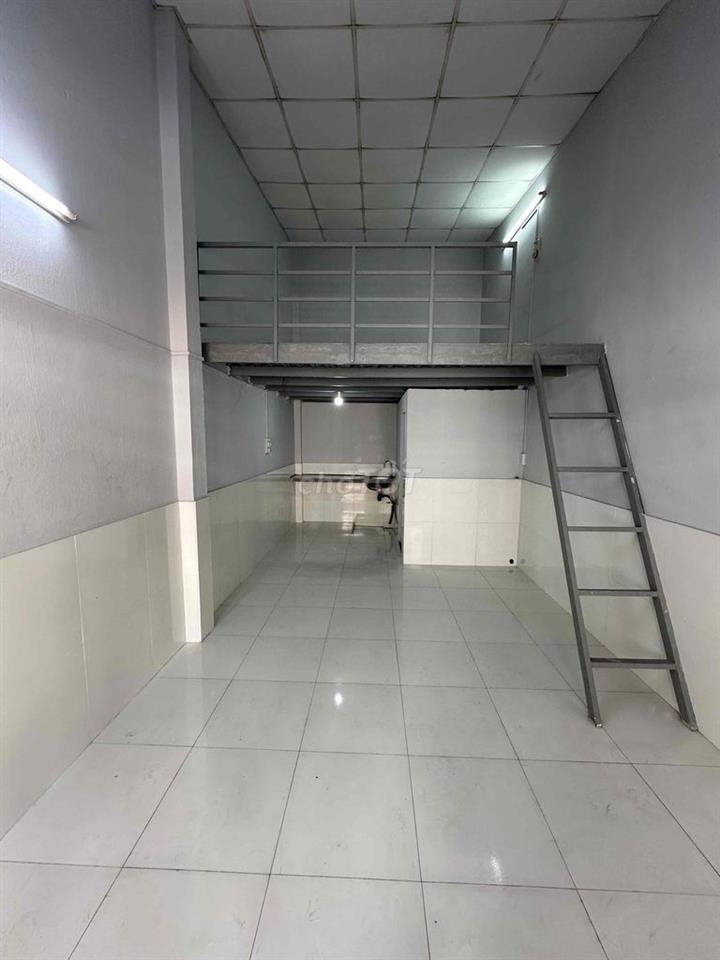 Cho thuê phòng MT HXH gần Chợ Hiệp Bình