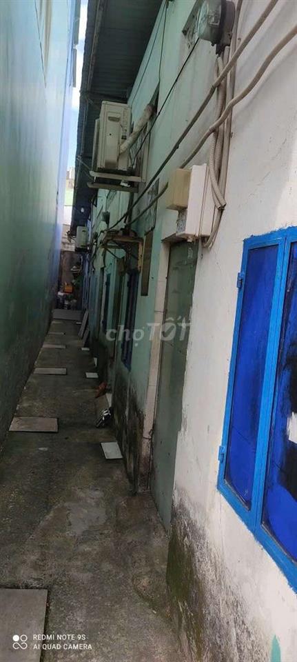 cần bán dẫy phòng trọ gồm 8 phòng đang cho thuê 
