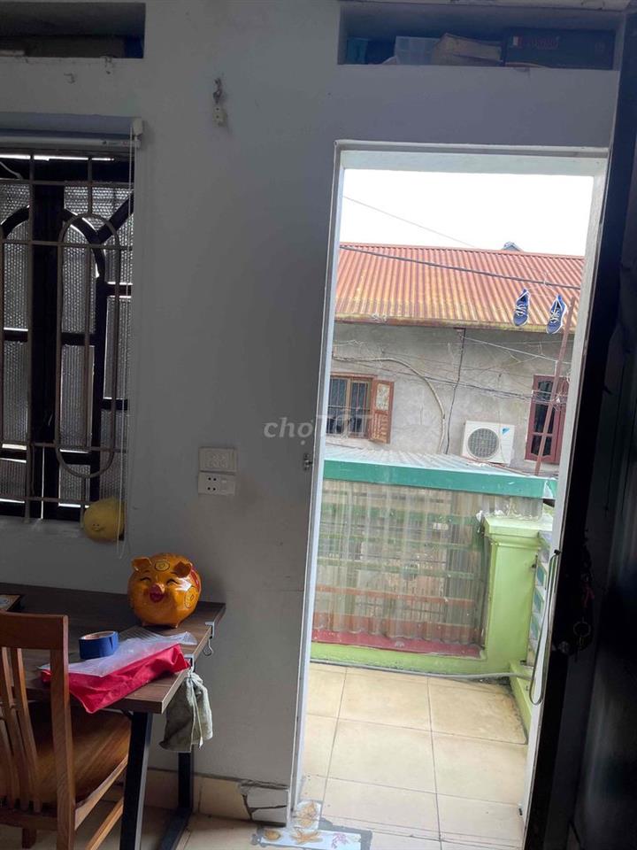cho thuê nhà 2 tầng đầy đủ nội thất