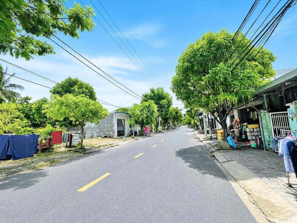 chính chủ cần bán lô đất mặt tiền ngô xuân thu.