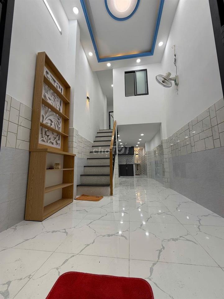 💥 Nhà nhỏ Chiến Lược 26m2 Diện tích 2.7x9.6m . Bình Trị Đông. Bình Tân