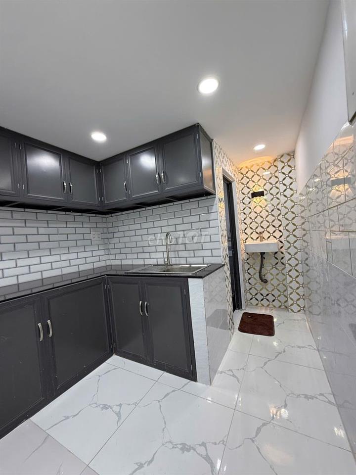 💥 Nhà nhỏ Chiến Lược 26m2 Diện tích 2.7x9.6m . Bình Trị Đông. Bình Tân
