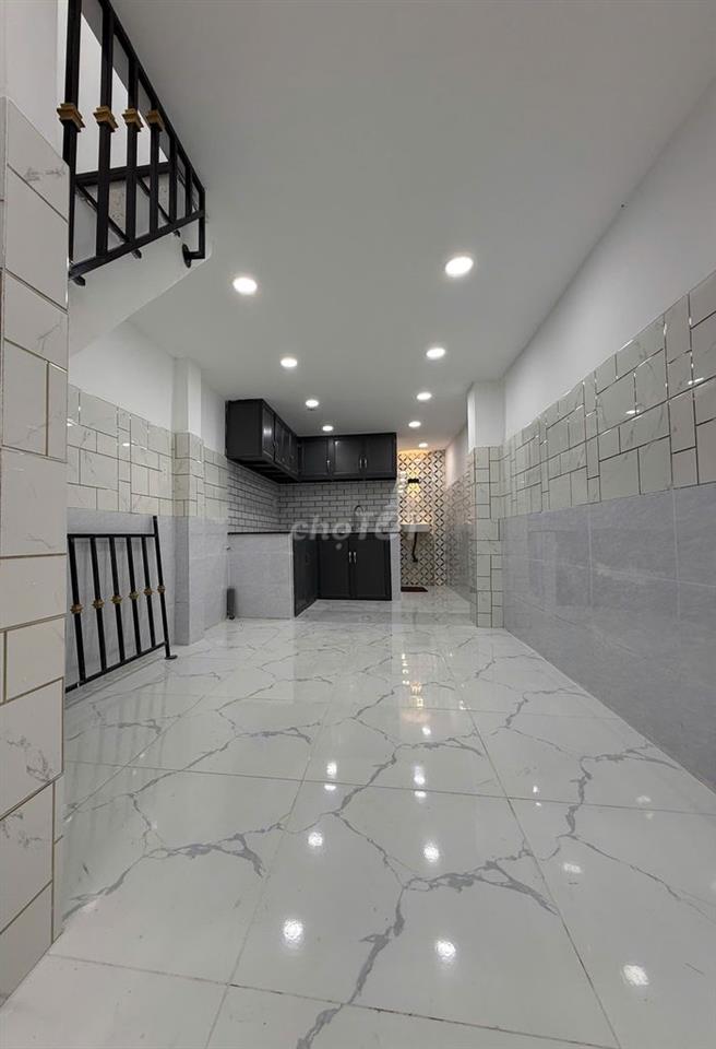💥 Nhà nhỏ Chiến Lược 26m2 Diện tích 2.7x9.6m . Bình Trị Đông. Bình Tân