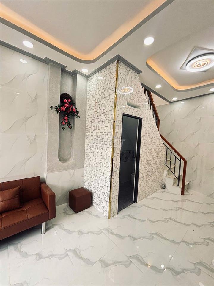 CC gửi ACE MG nhà 2 tầng sát mặt tiền Mã Lò - TL10, ngang 3m7