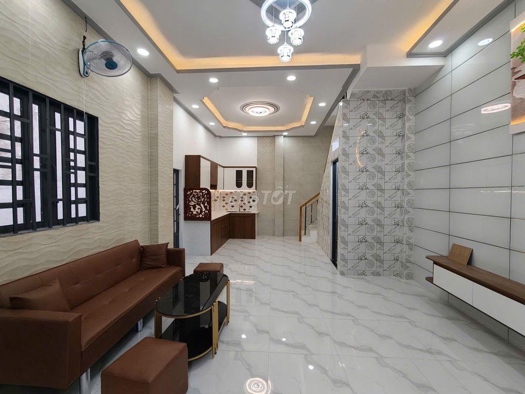 CC gửi ACE MG Nhà Nguyễn Trọng Trí, ngang 4.6m, sát AEON, BX miền tây