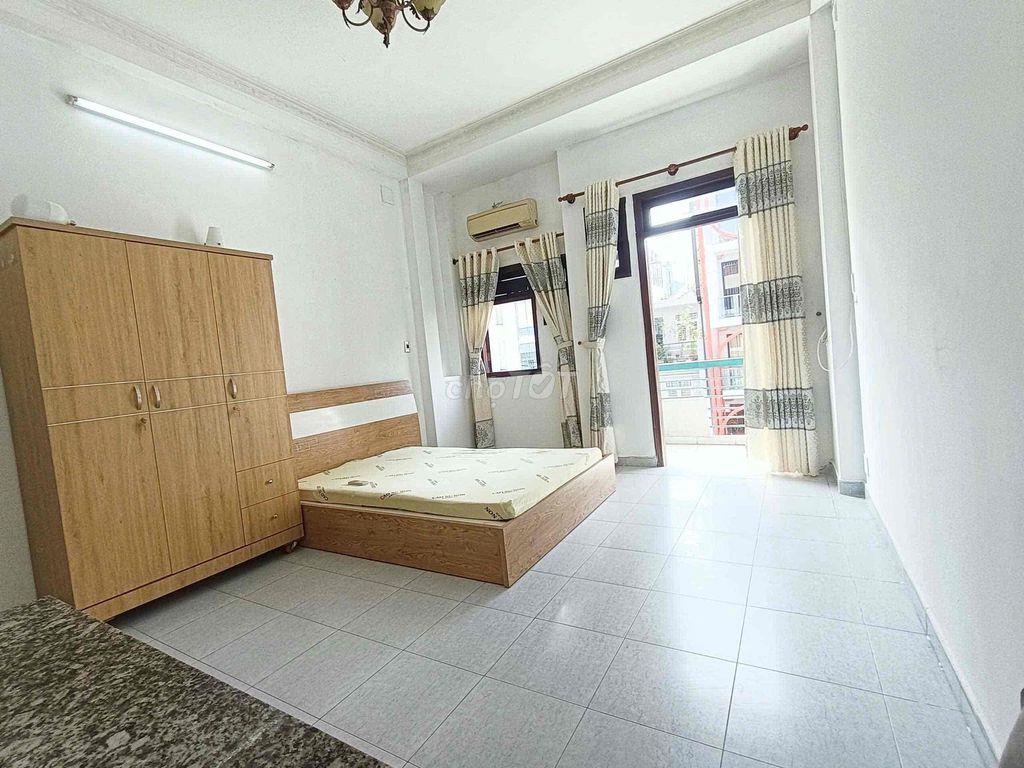 trọ xác bên iuh cs3 nội thất đầy đủ có ban công
