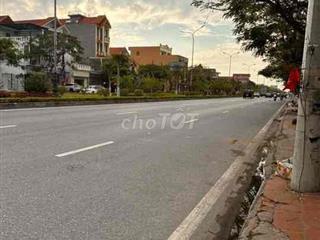 cần cho đi nhanh miếng đất có kèm nhà lô cấp 4