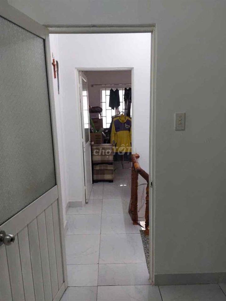 cần bán gấp nhà