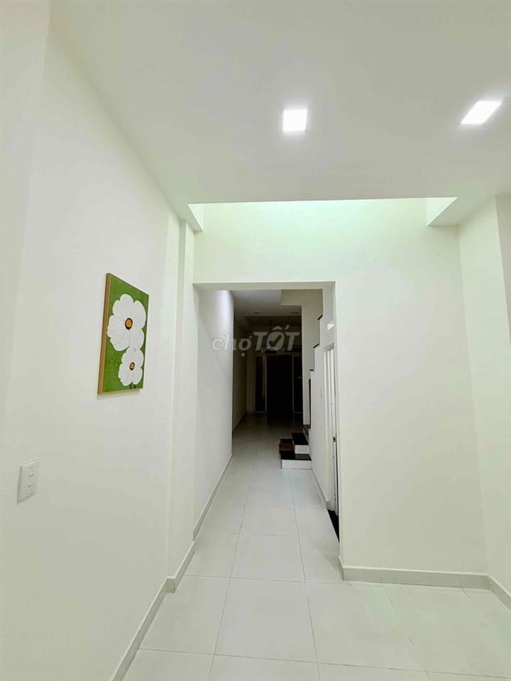 NHÀ NGUYÊN CĂN HẺM XE HƠI PHÚ NHUẬN NGAY PHAN XÍCH LONG