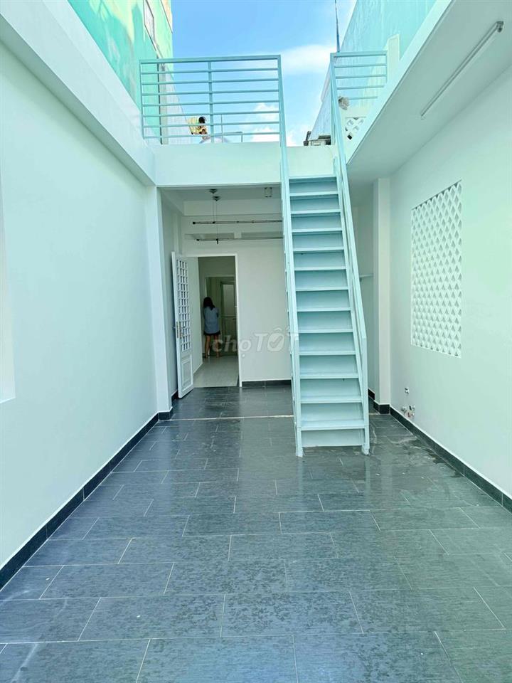 NHÀ NGUYÊN CĂN HẺM XE HƠI – KHU PHAN XÍCH LONG, PHÚ NHUẬN
