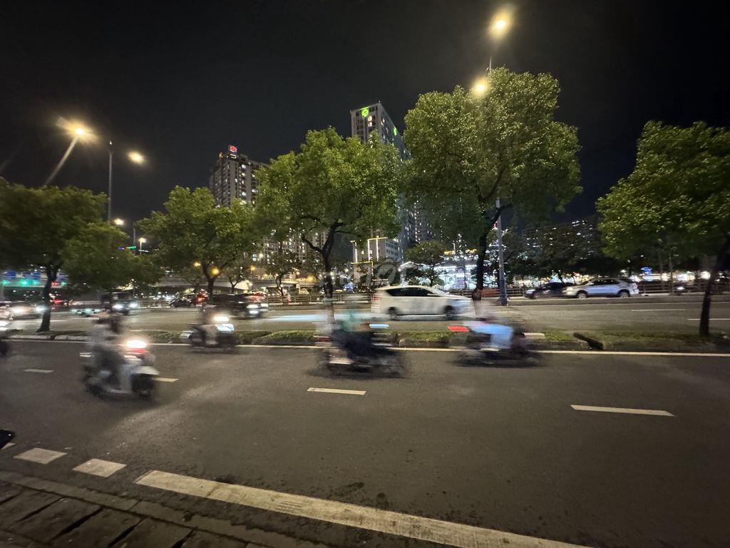 nhà nguyên căn