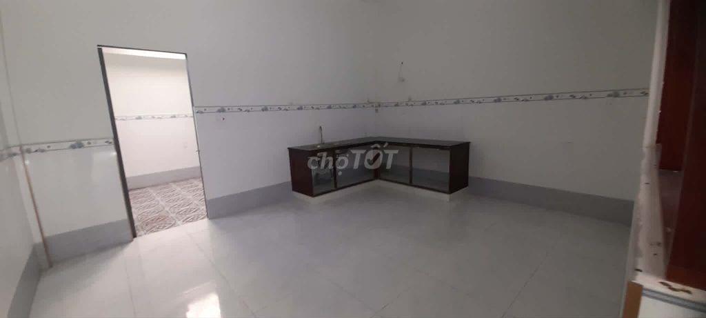 BÁN NHÀ 5M X 20M HẺM XE HƠI GẦN CHỢ BÌNH CHÁNH