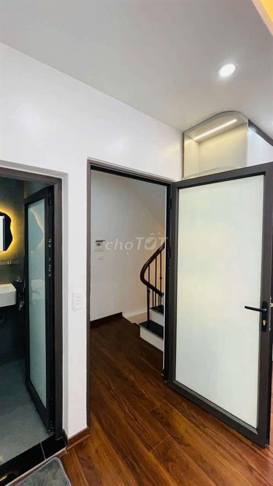 cho thuê nhà 5 tầng, 3pn