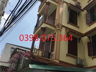 tôi còn 3 phòng còn trống rộng 15m2, có điều hòa, nóng lạnh đầy dủ