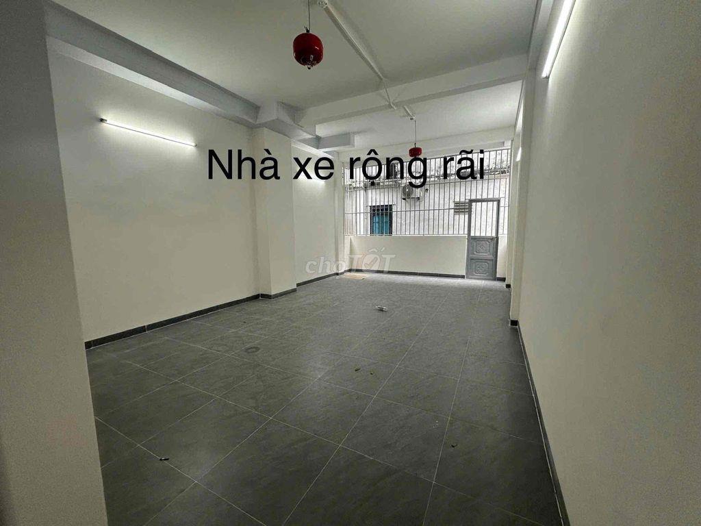Cho thuê Phòng Gần FPT - ĐH Việt Hàn - Ban Công