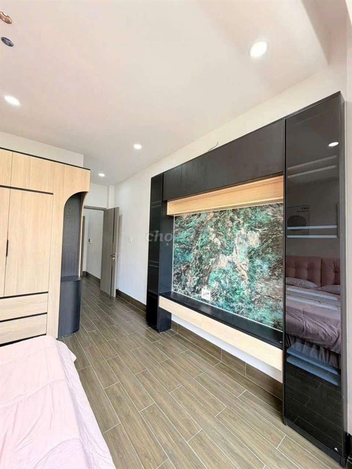 Chính chủ cần bán gấp nhà 1 trệt 2 lầu đường Lê Thị Trung đã có sổ